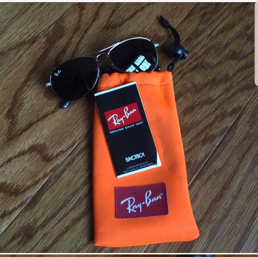 Youth Ray Ban aviator sunglasses